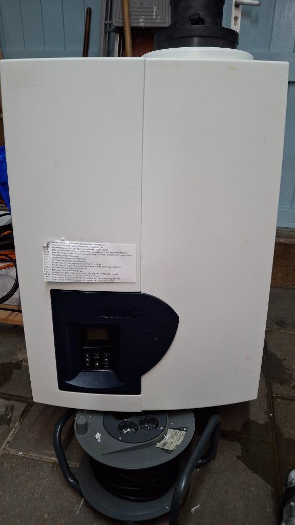 CV Ketel ATAG A244EC, Doe-het-zelf en Verbouw, Verwarming en Radiatoren, Gebruikt, Cv-ketel of Combi-ketel, 800 watt of meer, 30 tot 80 cm