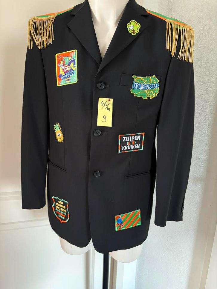 (9) Kruikenstad Colbert /Jas maat 46/M unisex emblemen, Kleding | Heren, Carnavalskleding en Feestkleding, Zo goed als nieuw, Carnaval