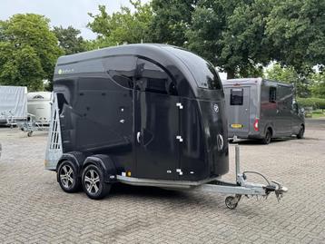 Bücker Careliner M Trailer 2 Paards Zadelkamer beschikbaar voor biedingen