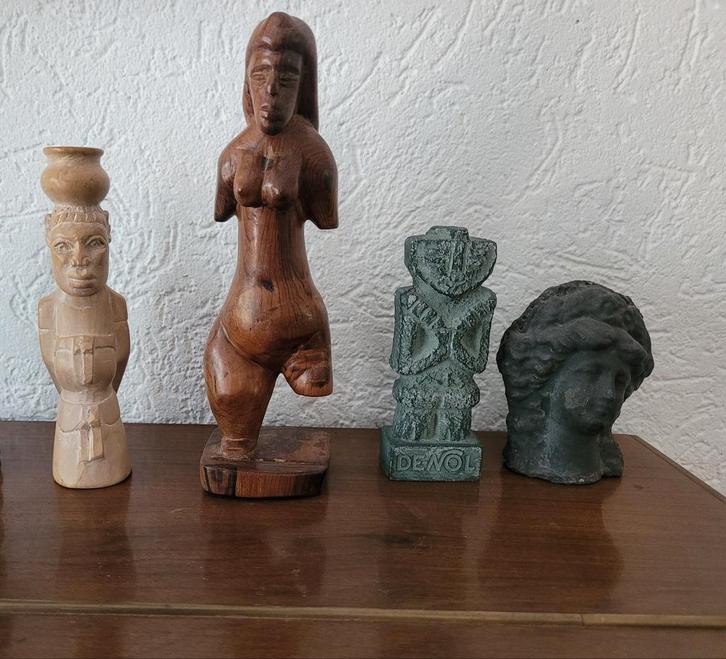 beeldje exotisch steen hout polynesië oceanië oud beeld klei, Verzamelen, Beelden en Beeldjes, Zo goed als nieuw, Mens, Ophalen of Verzenden