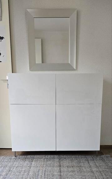 Ikea kast Besta wit hoogglans beschikbaar voor biedingen