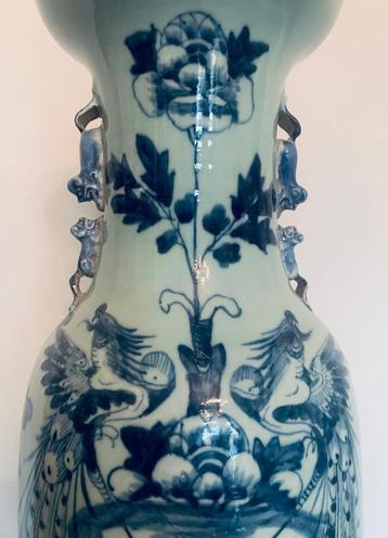 3 WORTH CELADON BLUE WHITE VASES XIX CENTURY QING DYNASTY beschikbaar voor biedingen