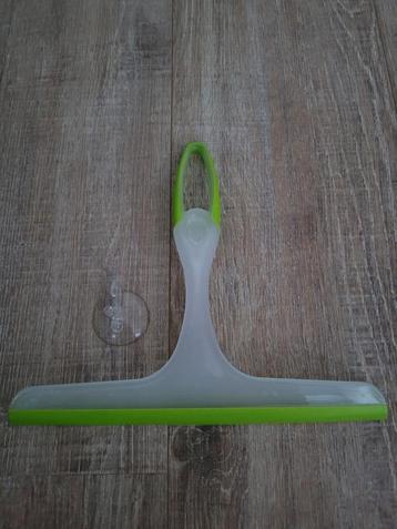 Nieuw! Douchewisser/trekker groen met zuignap ophanghaak beschikbaar voor biedingen