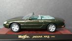 Jaguar XK 8 British racing green 1:43 Maisto Pol, Verzenden, Zo goed als nieuw, Auto