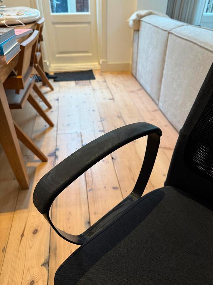 Ikea Markus bureaustoel - zo goed als nieuw, Huis en Inrichting, Bureaustoelen, Zo goed als nieuw, Bureaustoel, Zwart, Ergonomisch