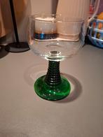 1x Roemer glas met groene swirl voet, Verzamelen, Glas en Borrelglaasjes, Ophalen of Verzenden, Zo goed als nieuw