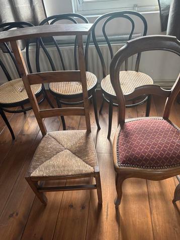Gebruikte Stoelen - 5 euro per stuk beschikbaar voor biedingen