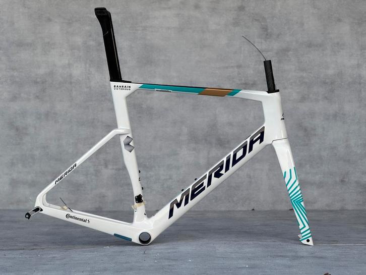 Merida Reacto framesetS CF5 NIEUW TEAM BAHREIN XXS tot XL, Fietsen en Brommers, Fietsen | Racefietsen, Nieuw, Overige merken, Meer dan 20 versnellingen