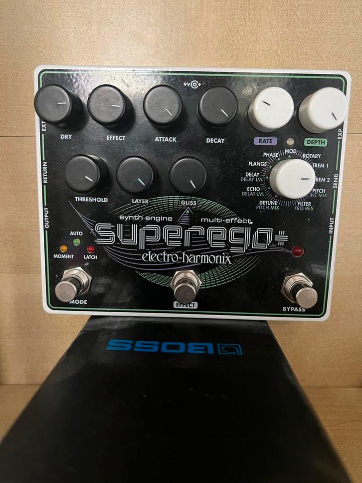 Electro Harmonix Super Ego + Synth Engine Pedal, Muziek en Instrumenten, Effecten, Zo goed als nieuw, Overige typen, Ophalen of Verzenden