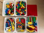 Heel veel duplo met bouwplaten, (werk-)auto’s en poppetjes., Kinderen en Baby's, Speelgoed | Duplo en Lego, Ophalen, Gebruikt