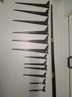 Zwart metalen plankdragers met wandrails, Huis en Inrichting, Woonaccessoires | Wandplanken en Boekenplanken, Ophalen, Gebruikt