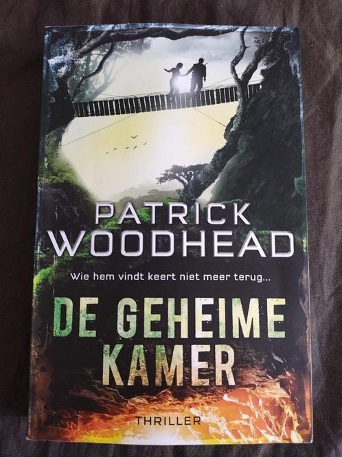 Patrick Woodhead - De geheime kamer, Boeken, Thrillers, Zo goed als nieuw, Nederland, Ophalen of Verzenden