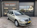 Dacia Logan MCV 1.6-16V Lauréate Airco (bj 2011), Voorwielaandrijving, Gebruikt, 4 cilinders, 10 km/l