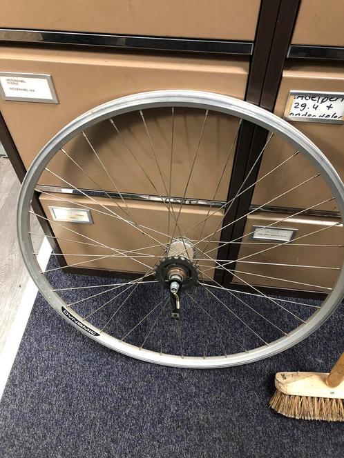 28inch wiel 3 versnellingen met velgrem, Fietsen en Brommers, Fietsonderdelen, Zo goed als nieuw, Algemeen, Wiel, Ophalen of Verzenden