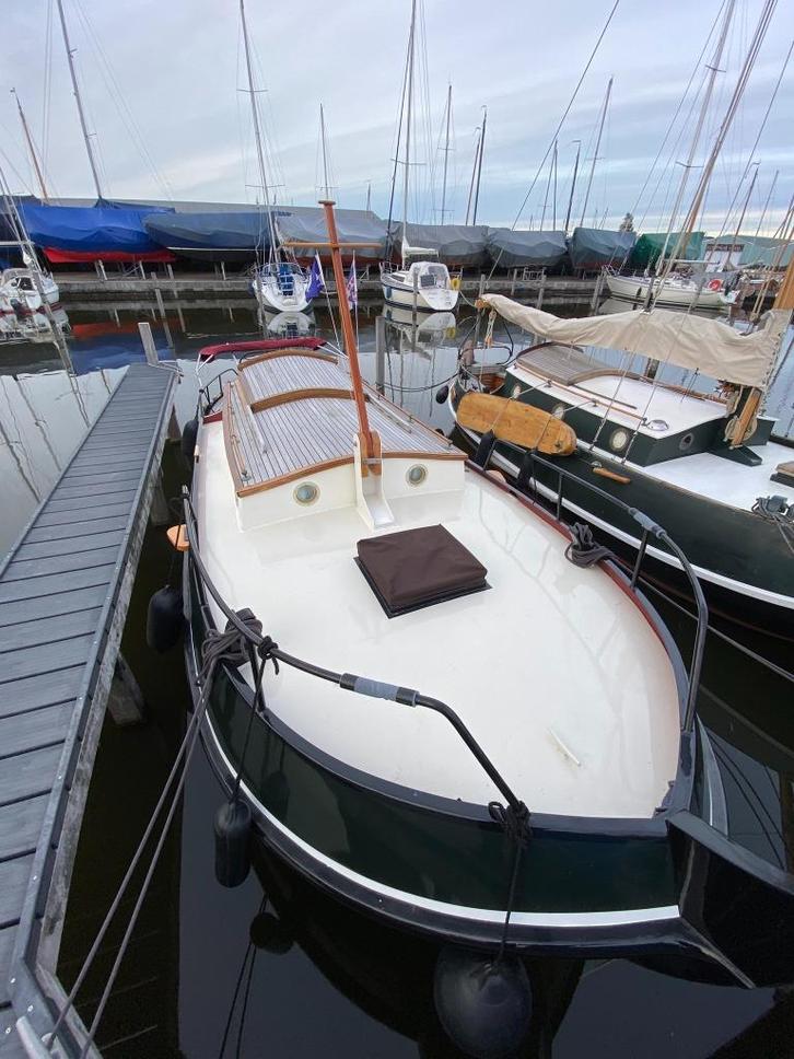 Vollenhovense motorbol, Watersport en Boten, Motorboten en Motorjachten, Gebruikt, Staal, 6 tot 9 meter, Diesel, Binnenboordmotor