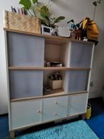 Heel leuke kast met schuifdeurtjes, Ophalen, Gebruikt, Glas, 100 tot 150 cm