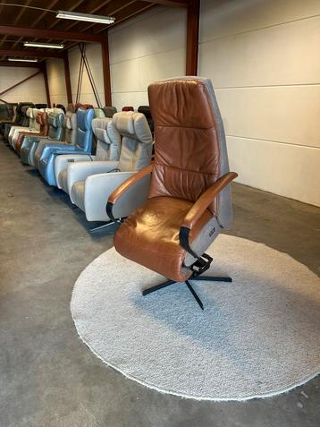 Relaxfauteuil , relax fauteuil sta op stoel cognac leer  beschikbaar voor biedingen