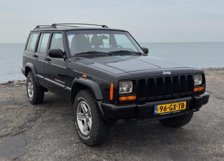 Jeep Cherokee 4.0 I AUT 2001 Zwart, Auto's, Jeep, Particulier, Cherokee, Benzine, G, SUV of Terreinwagen, Automaat, Origineel Nederlands