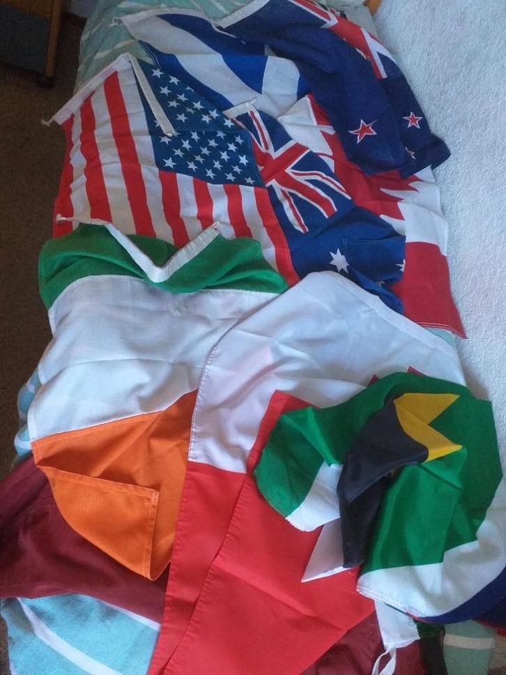 vlaggen - Engels talige landen, Diversen, Vlaggen en Wimpels, Gebruikt, Verzenden