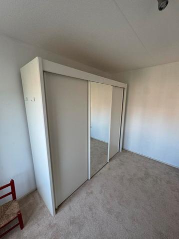 Witte Kledingkast met Spiegeldeur