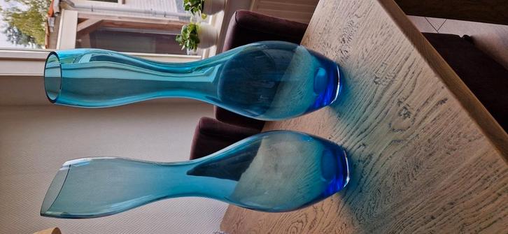 2 grote siervazen 60 cm hoog, Huis en Inrichting, Woonaccessoires | Vazen, Zo goed als nieuw, Overige kleuren, 50 tot 75 cm, Glas