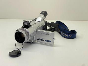 SONY DCR-TRV60E met DV uit om direct Digitaliseren+NIGHTSHOT beschikbaar voor biedingen