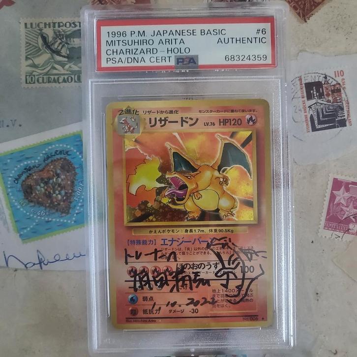 Charizard base japans! met scetch! Heel zeldzaam Mitsuhiro a, Hobby en Vrije tijd, Verzamelkaartspellen | Pokémon, Zo goed als nieuw