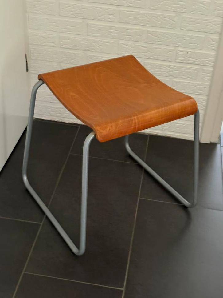 Ikea kruk plywood jaren 90, Huis en Inrichting, Krukjes, Gebruikt, Hout, Ophalen of Verzenden