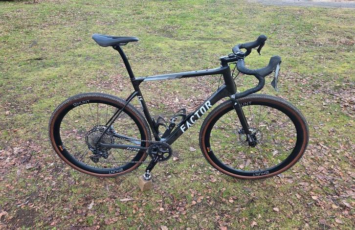 Factor LS gravelbike 58cm carbon wielen, Fietsen en Brommers, Fietsen | Racefietsen, Zo goed als nieuw, Overige merken, 10 tot 15 versnellingen
