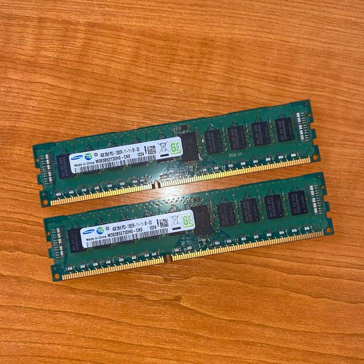 Samsung 8GB 2Rx8 PC3 12800R DDR3 ( 2x 4GB ), Computers en Software, RAM geheugen, Gebruikt, Server, 8 GB, DDR3, Ophalen of Verzenden