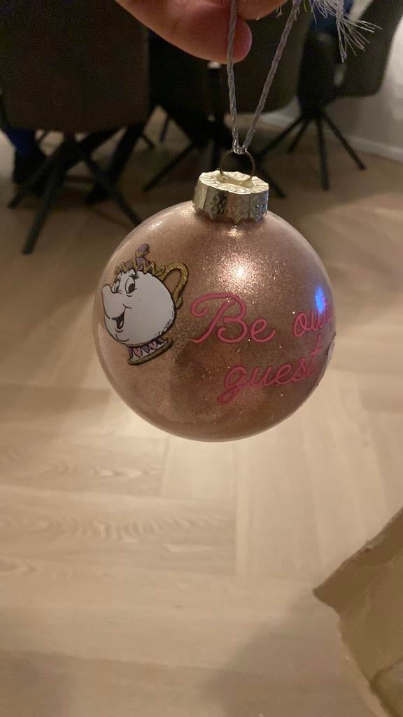 Disney kerstbal groot, Verzamelen, Disney, Ophalen, Assepoester of Belle, Zo goed als nieuw, Beeldje of Figuurtje