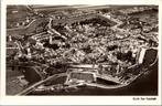 Tholen - Overzicht (1951), Verzamelen, Ansichtkaarten | Nederland, Verzenden, 1940 tot 1960, Gelopen, Zeeland