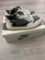 Travis scott medium olive maat 42,5 1 op 1 replica, Kleding | Heren, Schoenen, Ophalen of Verzenden, Zo goed als nieuw, Overige kleuren