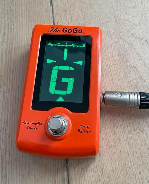 GoGo Chromatic Pedal Tuner - Nieuw in Doos, Muziek en Instrumenten, Effecten, Nieuw, Overige typen, Ophalen of Verzenden