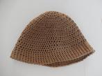 * Nieuw bruine handgemaakte gehaakte muts *, Maat 38/40 (M), Handmade, Nieuw, Ophalen of Verzenden