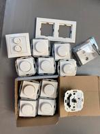 Dimmers Kopp - Set 10 enkele en 1 dubbele (4 jaar oud), Doe-het-zelf en Verbouw, Ophalen, Gebruikt, Schakelaar