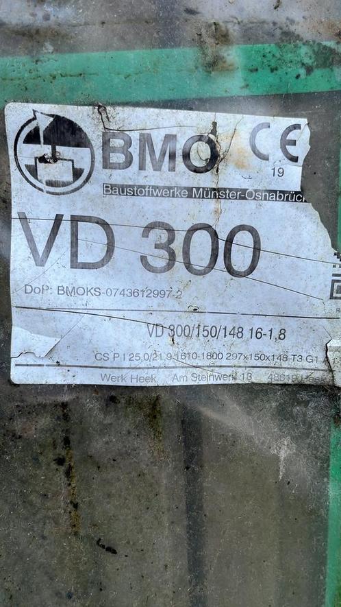 Kalkzandsteen Vellingblokken/Lijmblokken 300/150/148, Doe-het-zelf en Verbouw, Metselstenen, Zo goed als nieuw, Kalkzandstenen