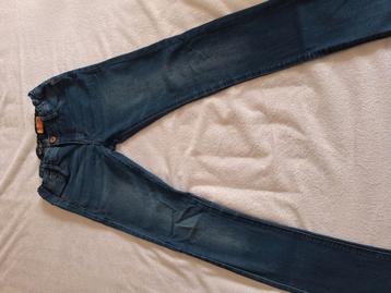 2 Cars skinny jeans in maat 170, heeft knoopsgat elastiek beschikbaar voor biedingen