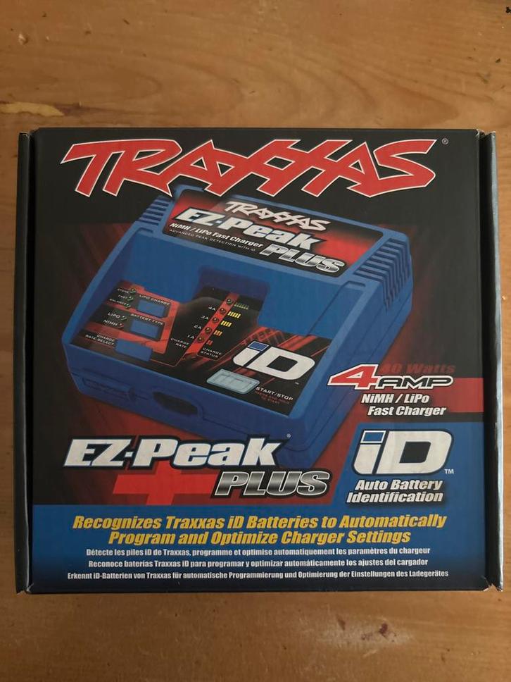 Traxxas EZ-Peak Plus iD Snel Lader, Hobby en Vrije tijd, Modelbouw | Auto's en Voertuigen, Gebruikt, Auto, Groter dan 1:32, Overige merken