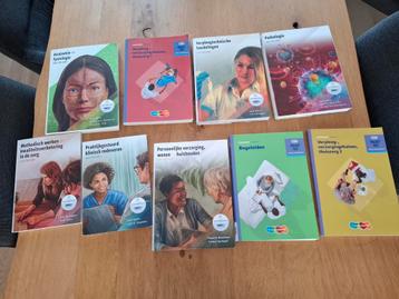 MBO 4 verpleegkundige schoolboeken  beschikbaar voor biedingen