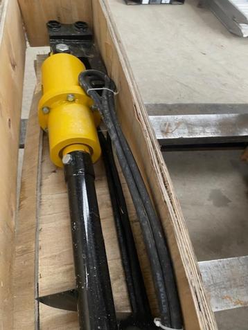  Nieuw; Hydraulische Grondboor  beschikbaar voor biedingen