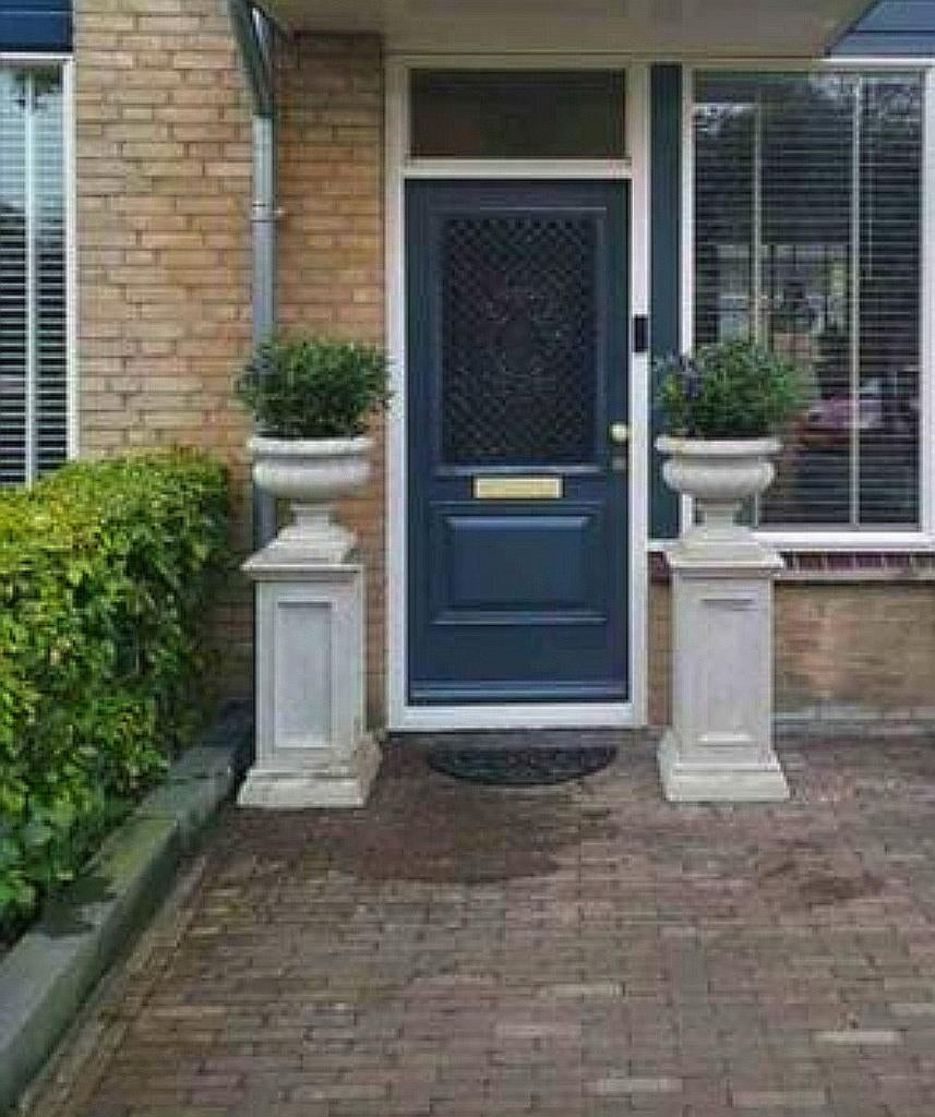 Betonnen sokkels en betonnen tuinvazen - italiaanse stijl, Tuin en Terras, Bloempotten, Ophalen, 40 cm of meer, Rond, Nieuw