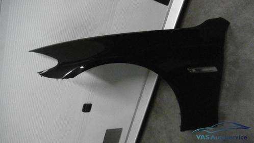 Voorscherm BMW 5-serie F10- F11  vanaf 11-2009  links  475, Auto-onderdelen, Carrosserie en Plaatwerk, Spatbord, BMW, Gebruikt