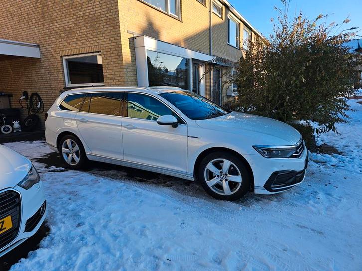 Nette VW Passat GTE uit 2020. Weinig km's, alle opties erop, Auto's, Volkswagen, Particulier, ABS, Achteruitrijcamera, Adaptive Cruise Control