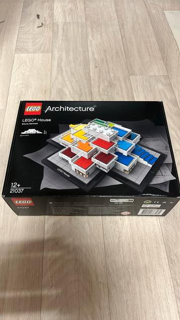 LEGO 21037. LEGO House - Home of the Brick beschikbaar voor biedingen