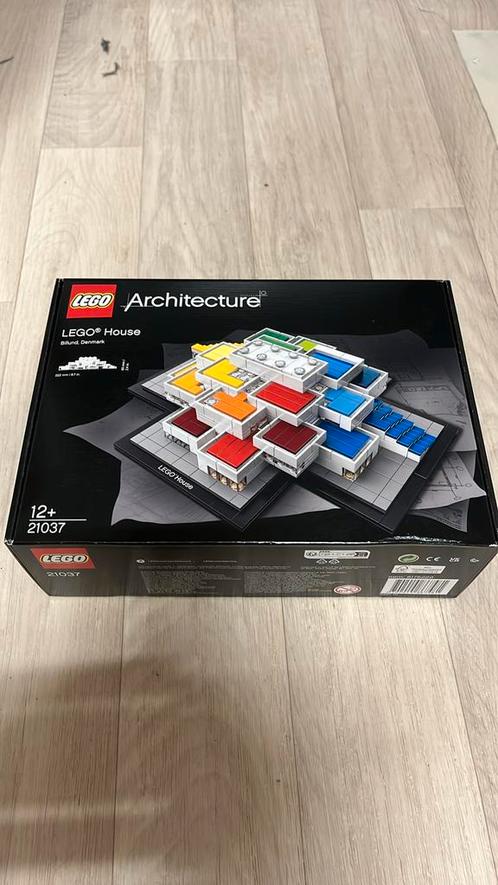 LEGO 21037. LEGO House - Home of the Brick, Kinderen en Baby's, Speelgoed | Duplo en Lego, Nieuw, Lego, Complete set, Ophalen of Verzenden