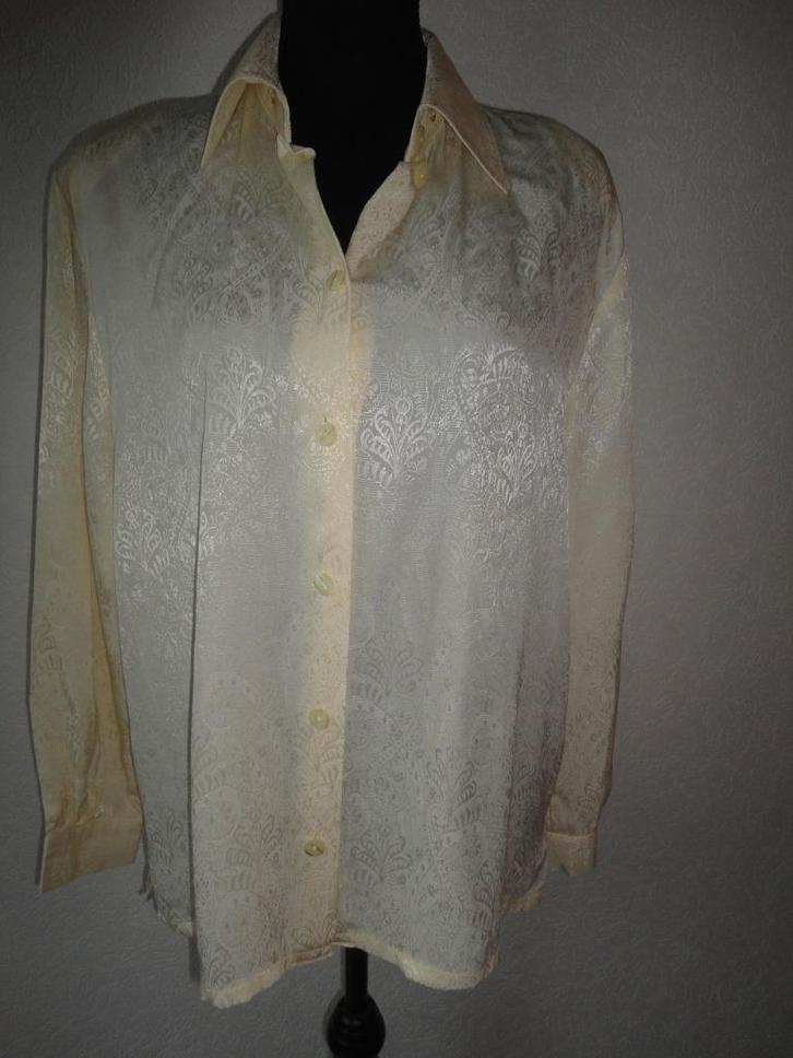 atelier maat XL oksel tot oksel 58 cm vanille kleur, Kleding | Dames, Blouses en Tunieken, Zo goed als nieuw, Maat 46/48 (XL) of groter