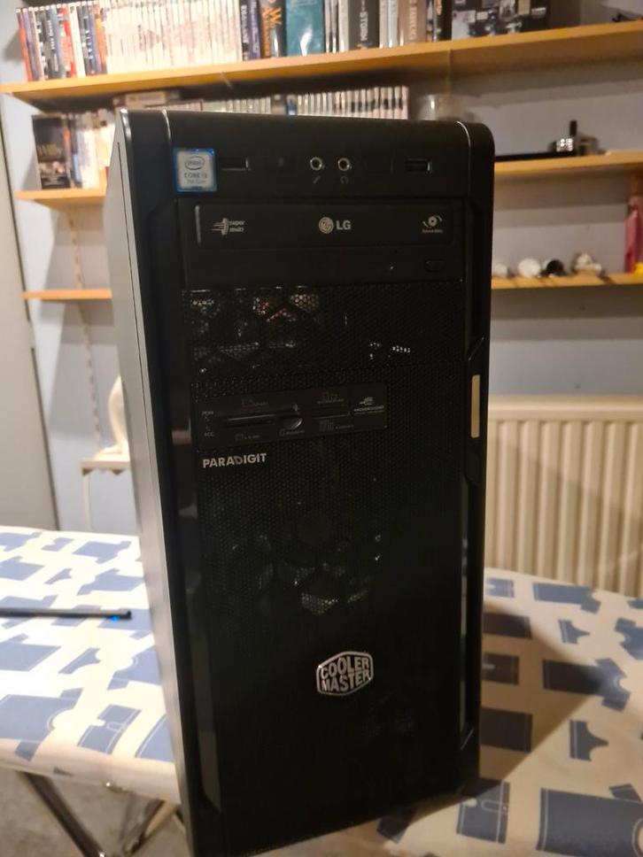 Desktop Computer Intel Core I3, Computers en Software, Desktop Pc's, Gebruikt, 3 tot 4 Ghz, HDD, SSD, Met monitor, Ophalen