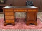 Klassiek Engels bureau #533, Ophalen of Verzenden, Zo goed als nieuw, Bureau