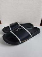 Andre Hazes slippers maat 38/39, Kleding | Dames, Slippers, Andre Hazes, Zwart, Ophalen of Verzenden
